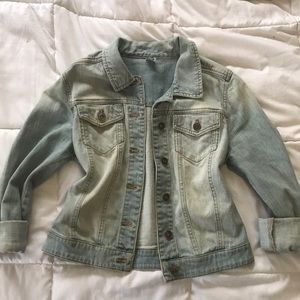Light (faded) jean jacket
